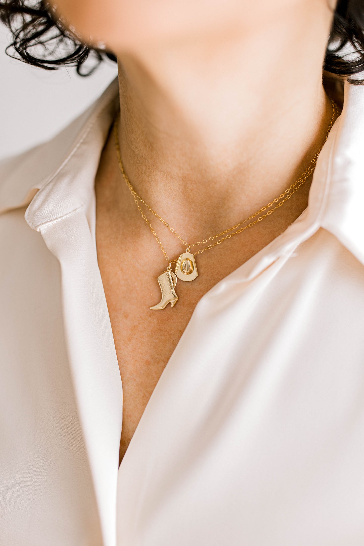 Channel your inner cowgirl with this beautiful handmade necklace. Dainty 14K gold filled chain, 14K gold filled cowgirl boot and horseshoe charm, 14K lobster clasp and findings. 15 inch with optional 1, 2, or 3 inch extender.
