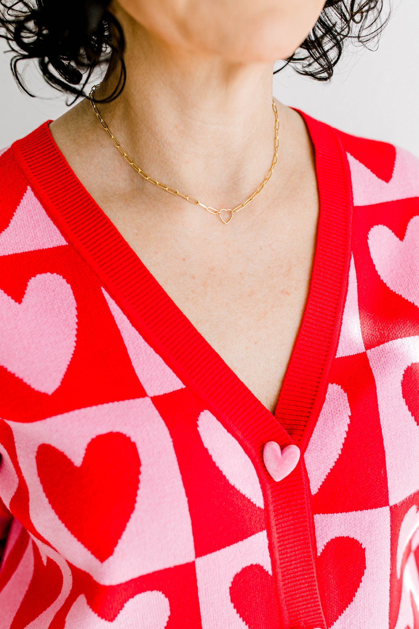 So sweet, subtle, and perfect for a night out or a casual day of errands! This necklace is a 14K dainty gold filled medium link chain with a 14K heart connector charm and a 14K gold filled lobster clasp. This necklace is 15 inches with an optional 1, 2, or 3 inch extender.